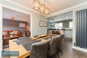 Dining Room- click for photo gallery